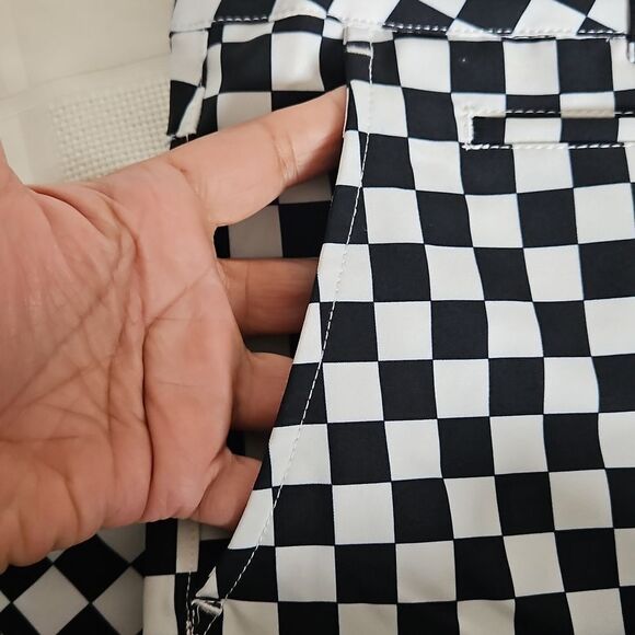 Black and White Checkered Golf Pants - Picture 15 of 16